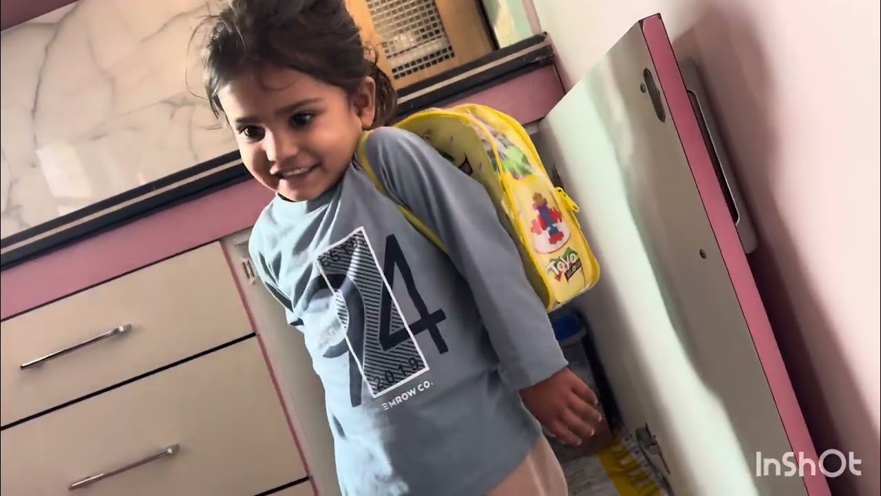 Mannat showing her toys 🧸 ❤️🧿@ANYAKOVAOFFICIAL @mayragulia 