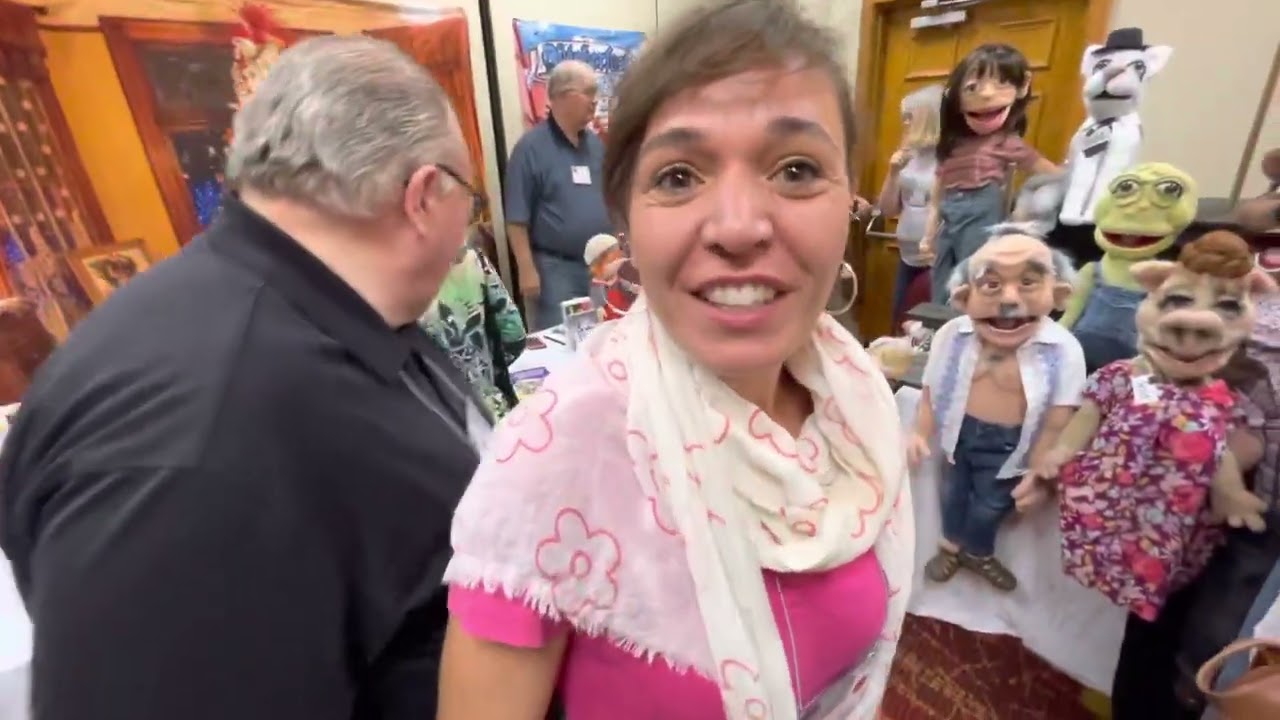 2022 Vent Haven ConVENTion dealer room guided tour  ..