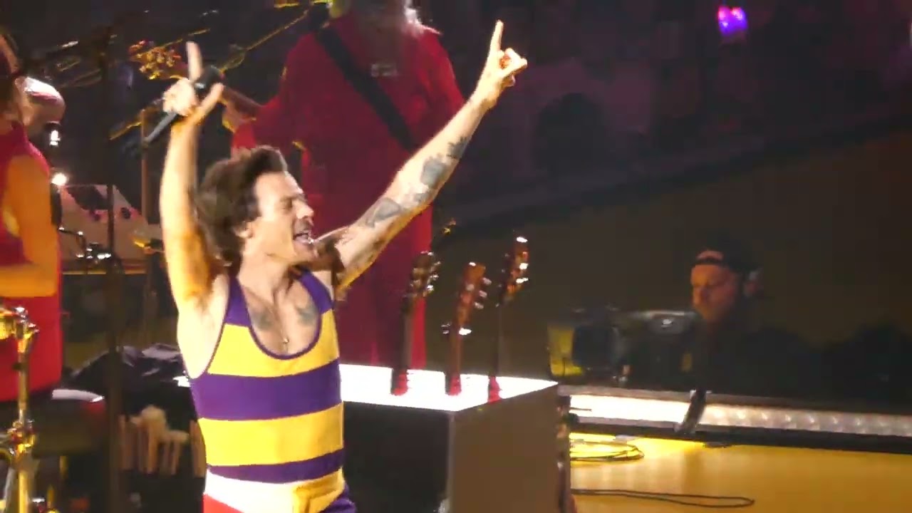 Harry Styles - Satellite (11/12/22)