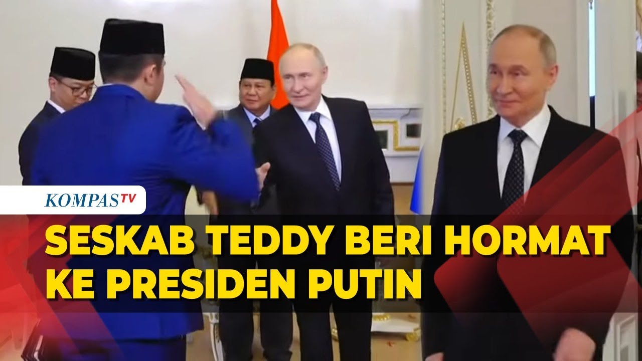 Momen Seskab Teddy Beri Hormat ke Presiden Rusia Putin