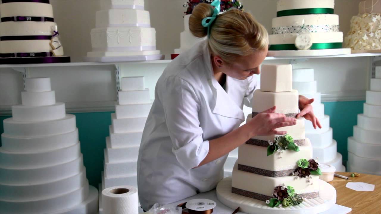 Y&YW cake how to: assembly and decoration