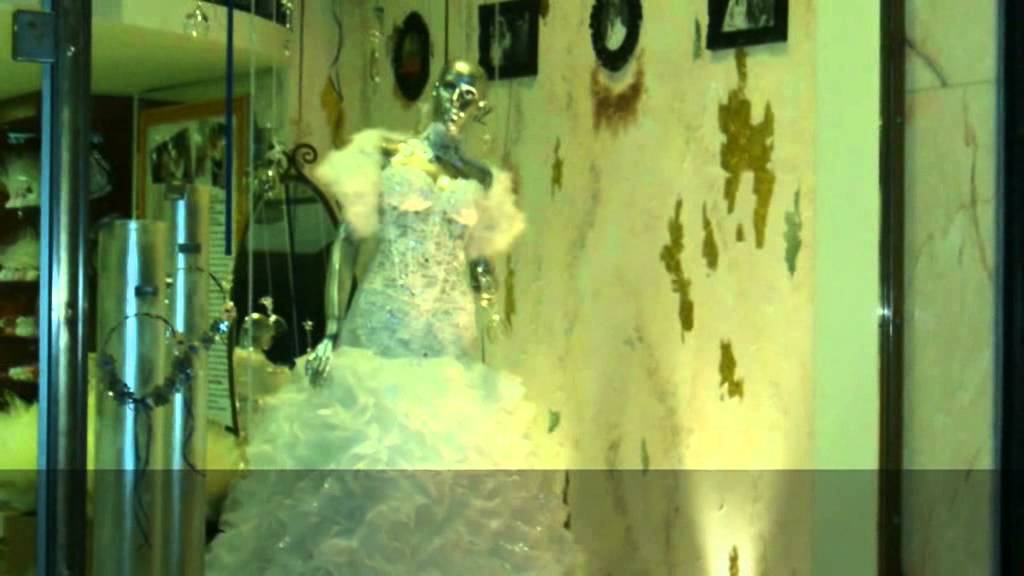 &Nu;&upsilon;&phi;&iota;&kappa;ά ntaiana Haute couture baptistika