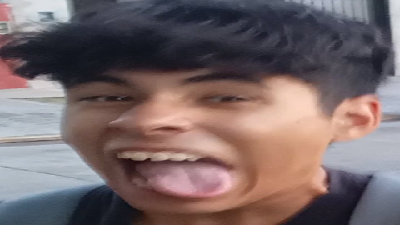 Perdido en MerLoL con un negRoR