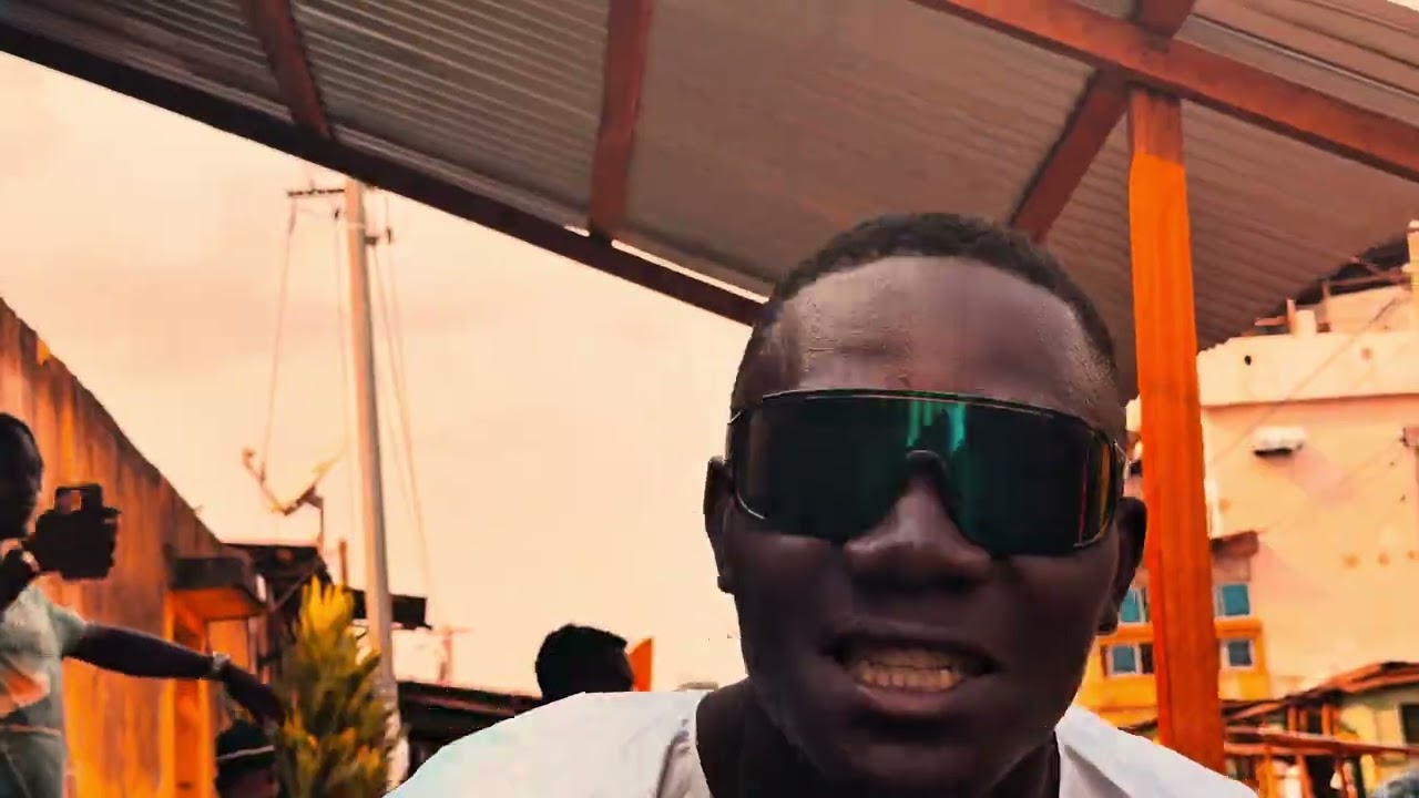 SAPD LE FAUCON NOIR feat JACKSON 2X -POULET LEVER (officiel Music vid&eacute;o) @mrlebaoule5308 