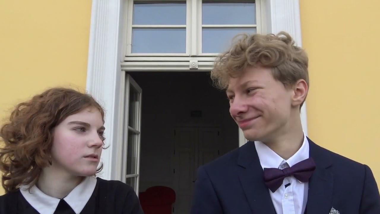 KERSTIN GIER, &bdquo;PODNIEBNY&rdquo; (Maria Błaszkiewicz oraz Grupa Filmowa ŻYRAFA)