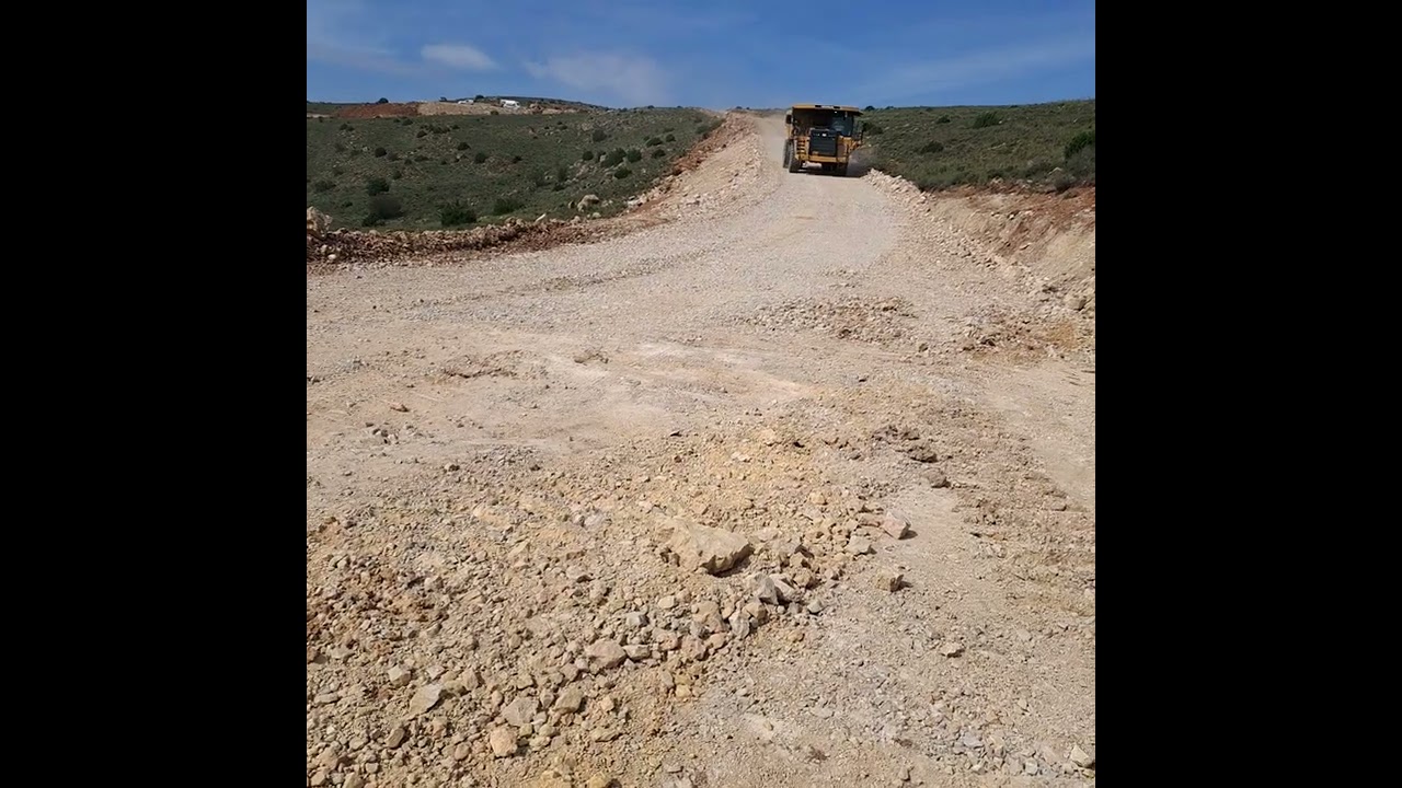 camion caterpillar 775g