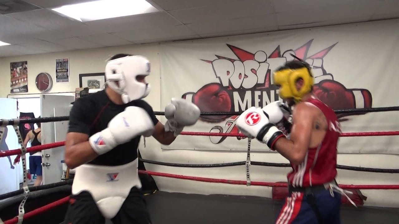 action packed sparring lee selby vs andrew selby - EsNews Boxing