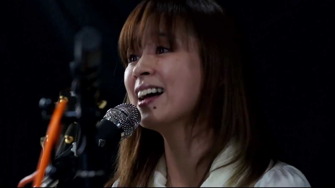 岩男潤子 - ここにいるよ (Live)
