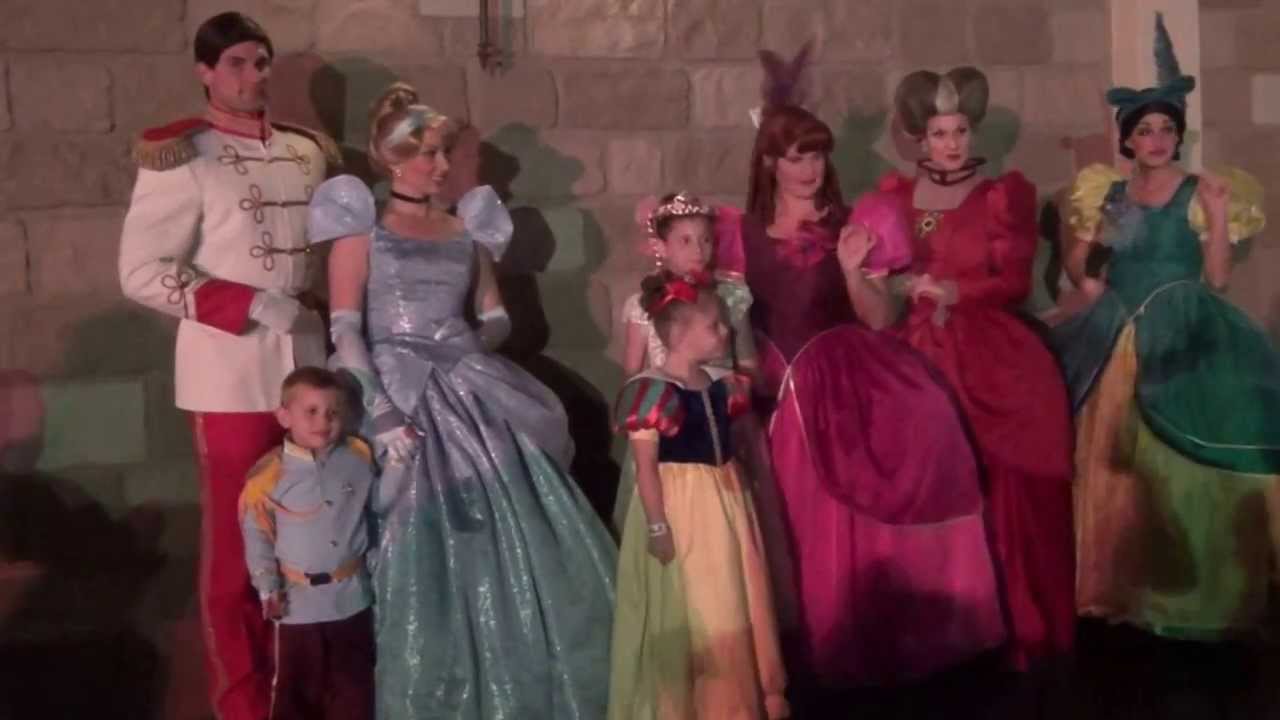 Abby, Becca & Ben's 2012 Disney World Adventure #1 Mickey's Very Merry Christmas Party
