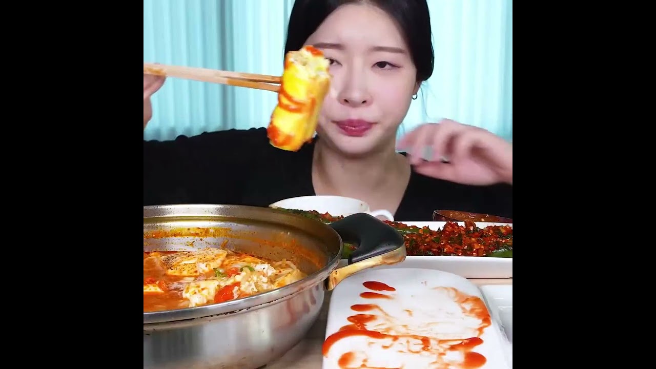 Chewy Noodles With Cheese Omelette & Spicy Soft Tofu Stew | Mukbang #asmr 