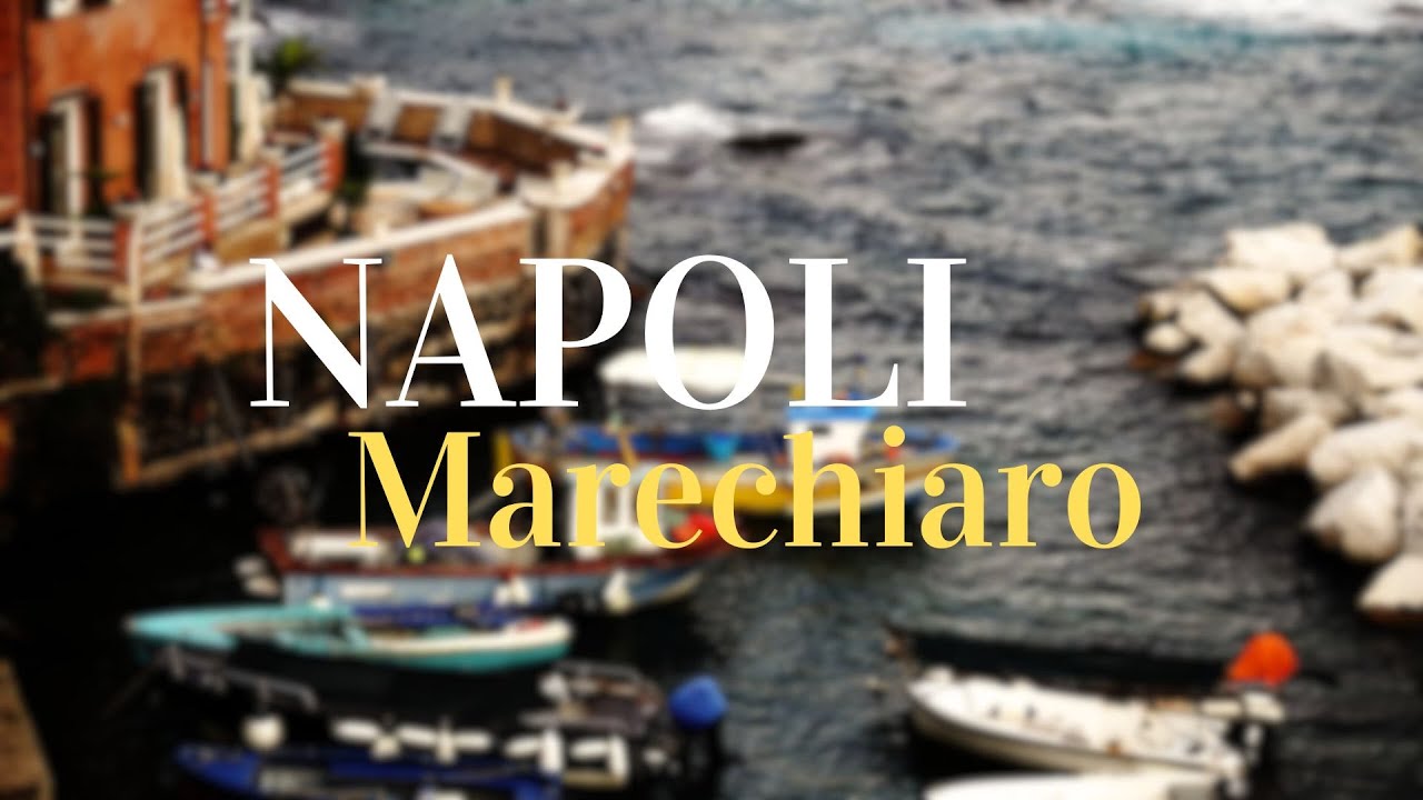 NAPOLI - MARECHIARO IN UN GIORNO DI PIOGGIA