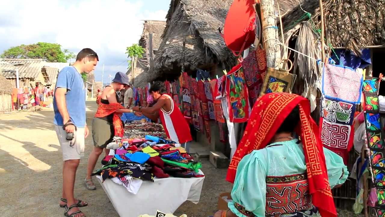 Tropical Islands and Traditional Culture in Guna Yala, Panama