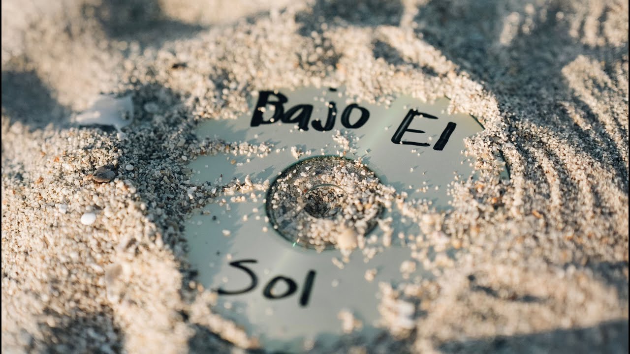 Bajo El Sol Documentary