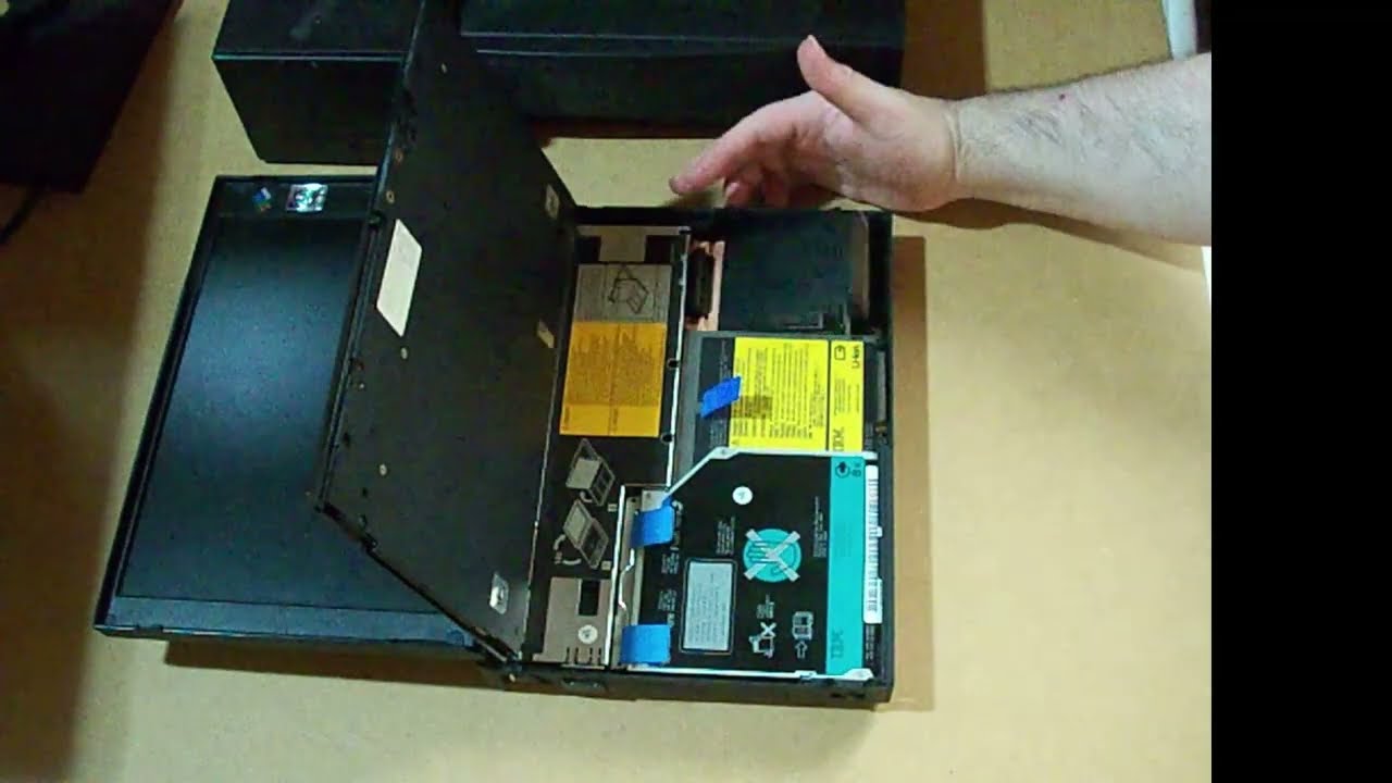 Restoring an IBM ThinkPad 760XD: Turning a crippled laptop into a functional desktop (part 1)