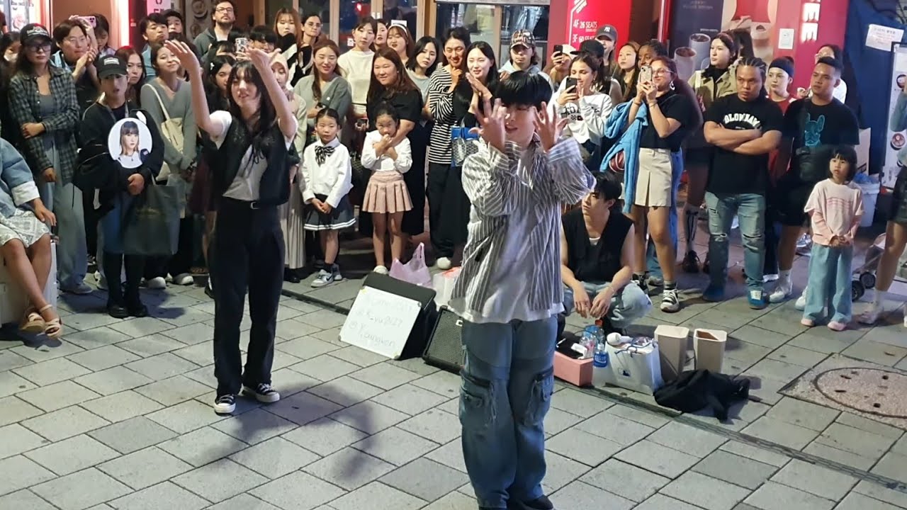 [STREET ARTIST] YU KAGAWA, HYOJIN & YOUNGWON. INTERACTIVE HONGDAE BUSKING. 230927.