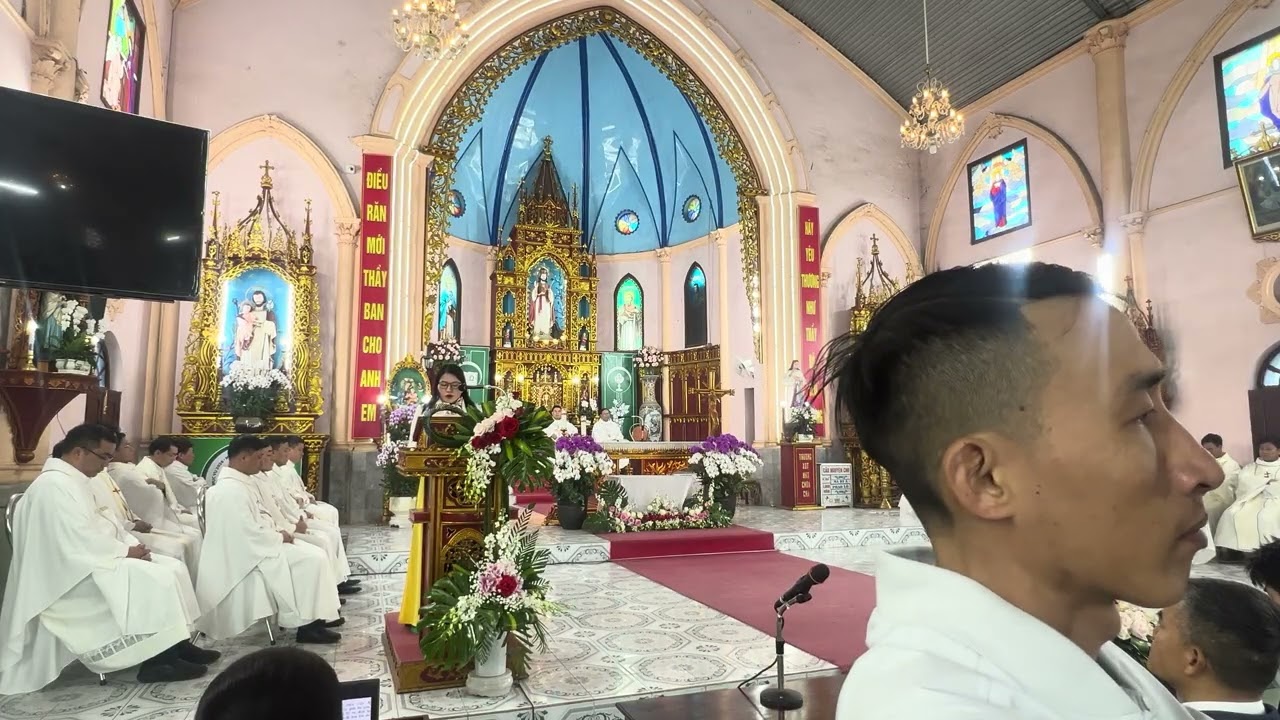 Thánh lễ Mừng Thánh Phao Lô tồng đồ trở lại, quan thầy Giáo Xứ Hữu Quan