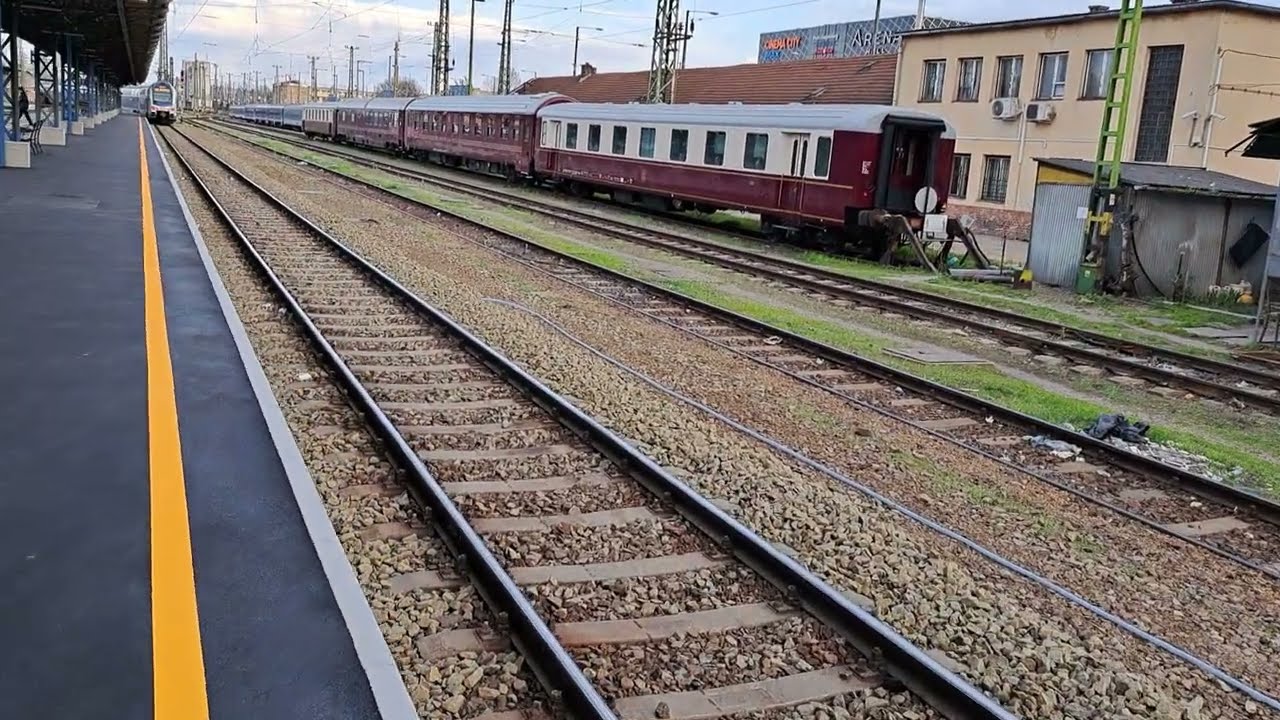 2026.03.25 Keleti P&aacute;lyaudvar vlog elk&eacute;sz&uuml;lt az emelt peron &eacute;s megjav&iacute;tott&aacute;k az &uuml;vegpadl&oacute;t