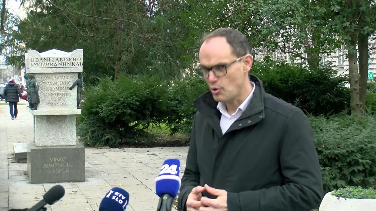 (V ŽIVO) Izjave strank glede datuma napovedanih volitev