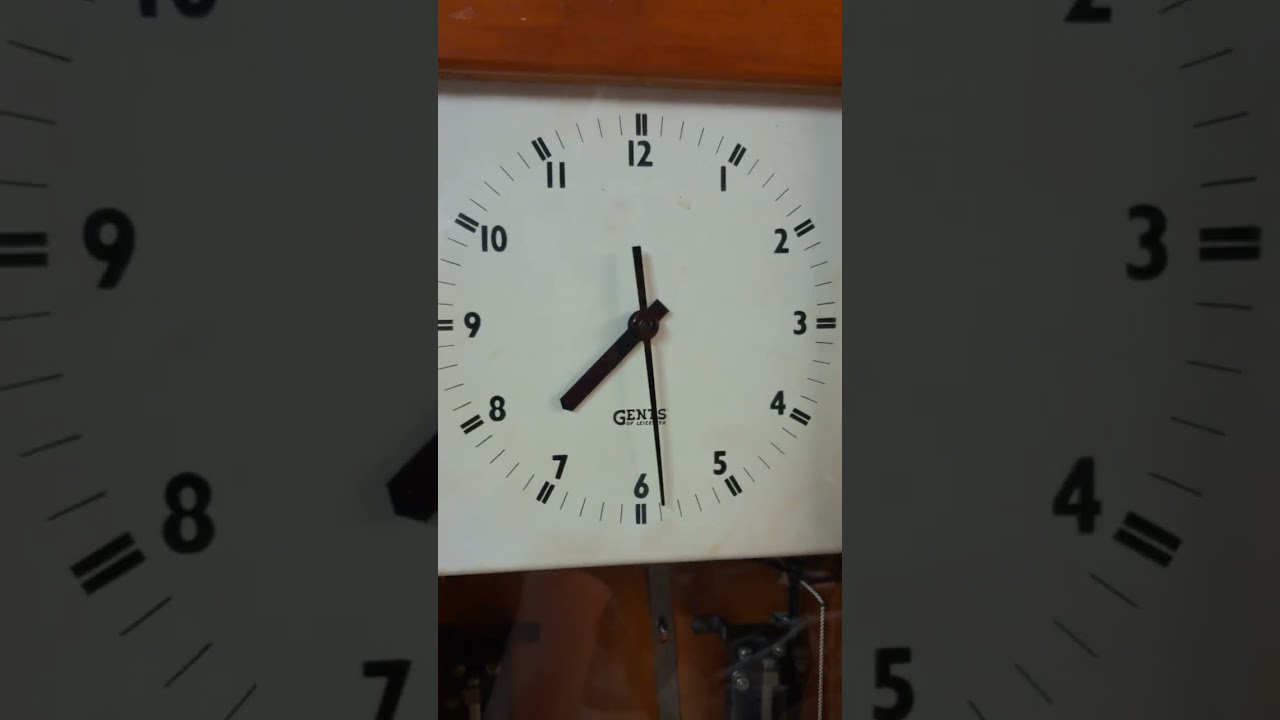 Gents of Leicester C7 Master Clock - Made in 1950