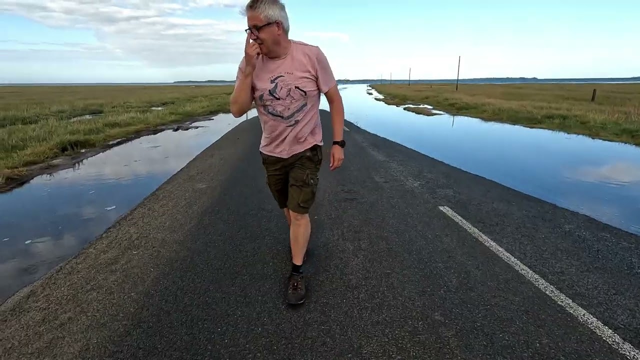 Exploring (and almost drowning) Lindisfarne Causeway, Northumberland, UK