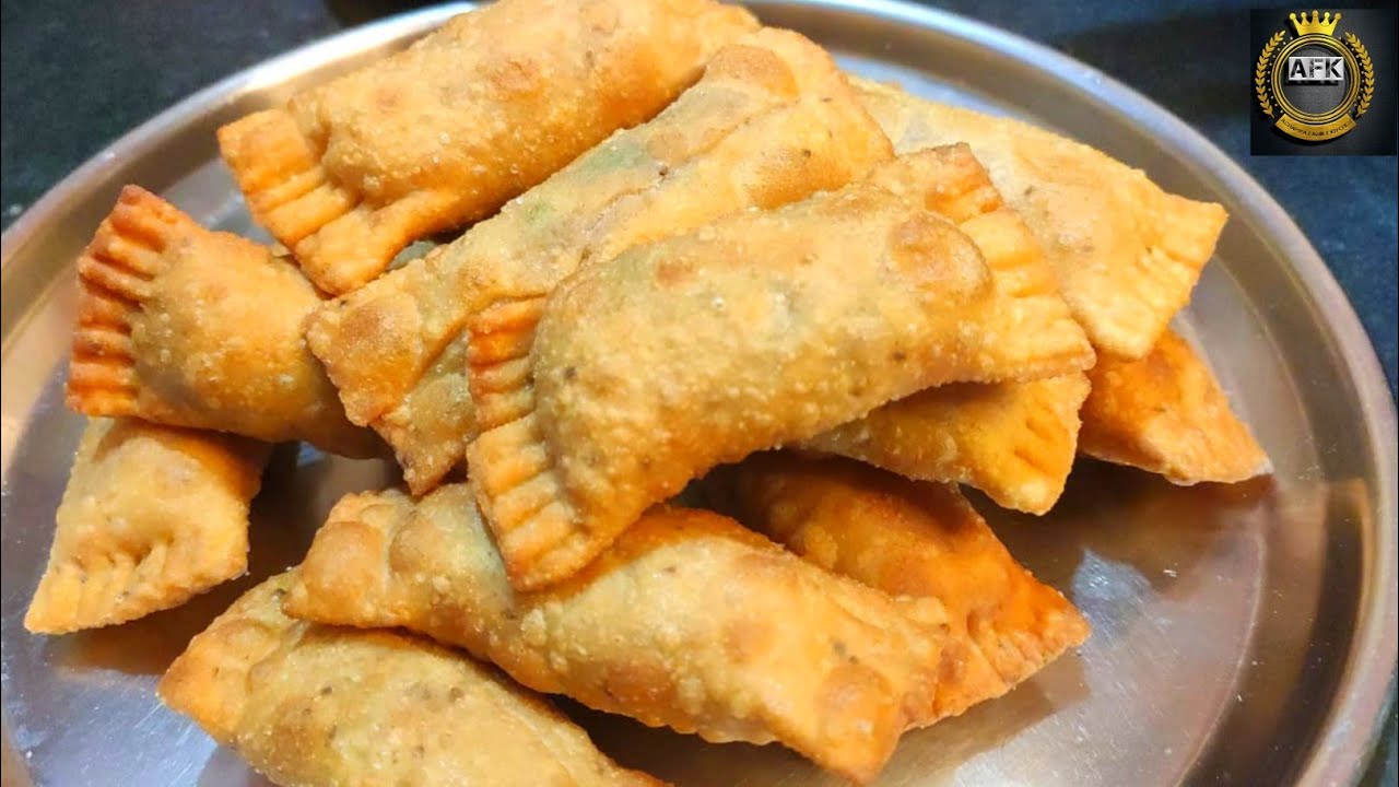 বাড়িতে আটা থাকলেই ১০ মিনিটে মুখরোচক এই স্ন্যাক্স রেসিপিটি একবার এইভাবে বানিয়ে দেখুন |Snacks Recipe