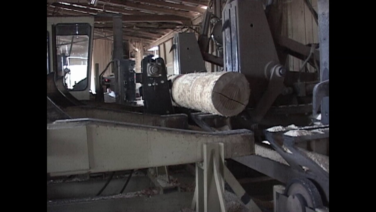 Hurdle Machine Works Grade Mill  with  Magnum LT Carriage and  Hurdle Vertical Edger