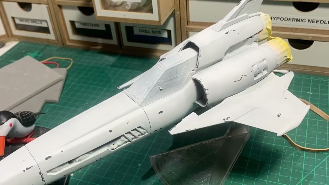 Battlestar Galactica viper MKII 1/32 revell