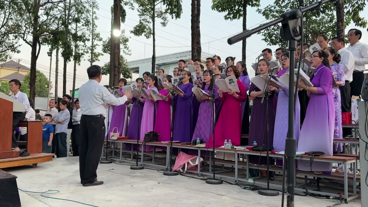 CHÚA THẤU SUỐT- HƯƠNG VĨNH (sáng tác và điều khiển) | Ca đoàn Quê Hương 