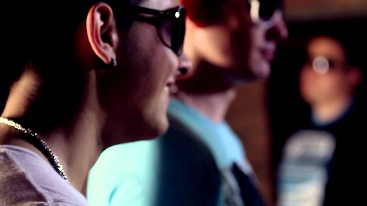 Milan Stra&scaron;ni - PUT OKO SVETA (OFFICIAL MUSIC VIDEO) 2012