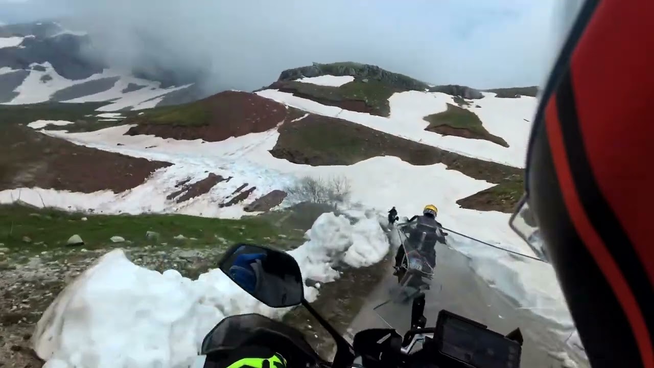 14 May 2022.                                                Mparos Pass Matsouki Grece