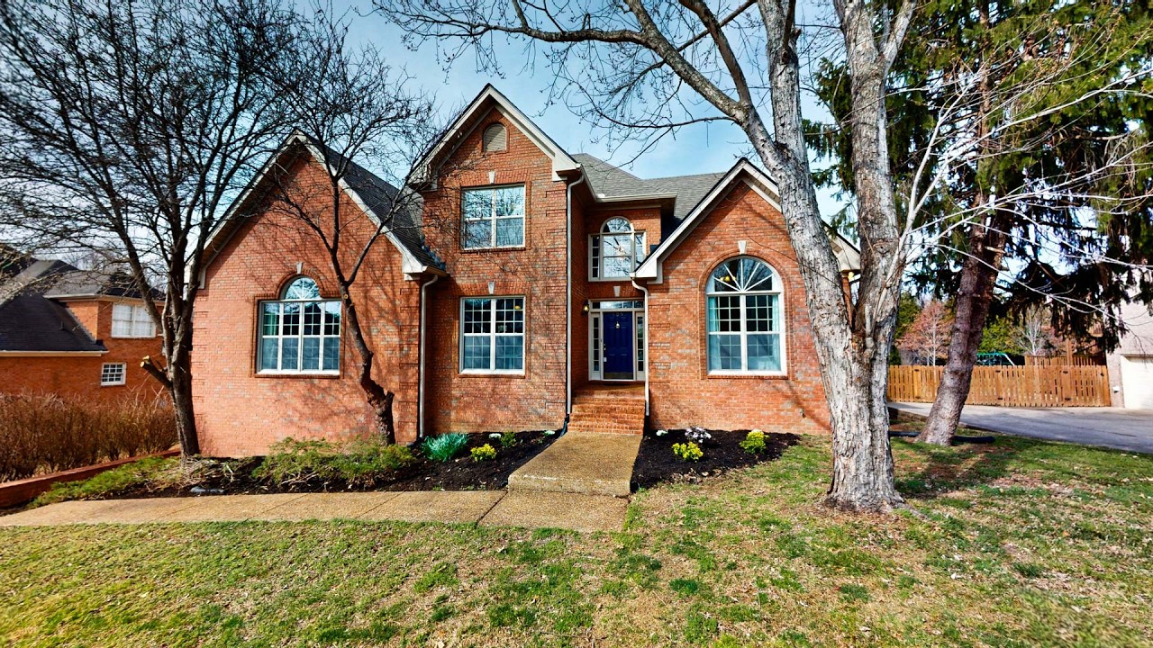 109 Stillwater Trail Hendersonville TN 37075 — Charlie Skidmore