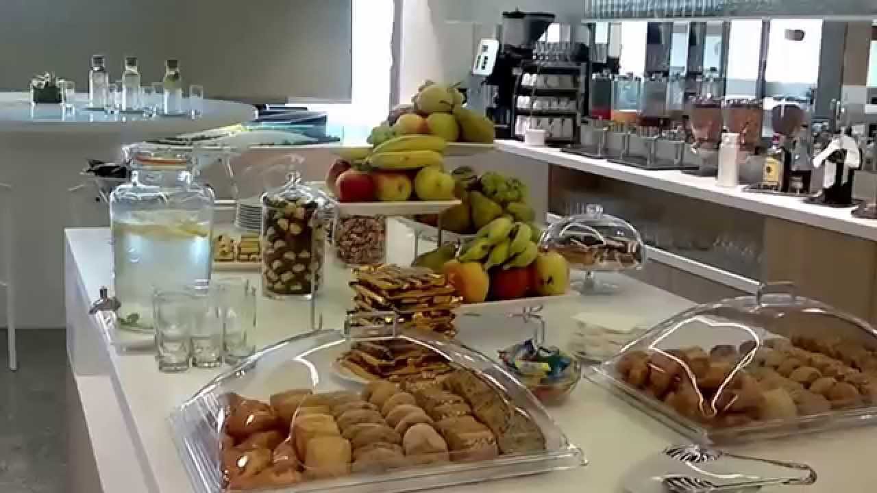 Warsaw Chopin Airport WAW (EPWA) 13 June 2015 - "Fantazja" Executive Lounge One World & Sky Team