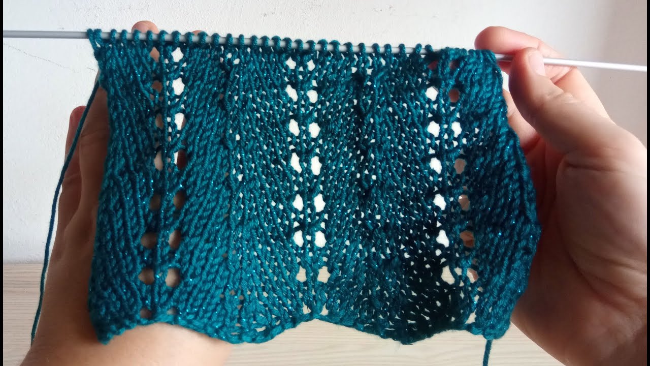 Punto maglia traforato ai ferri, tutorial, adatto per gonne, sciarpine, magliette.