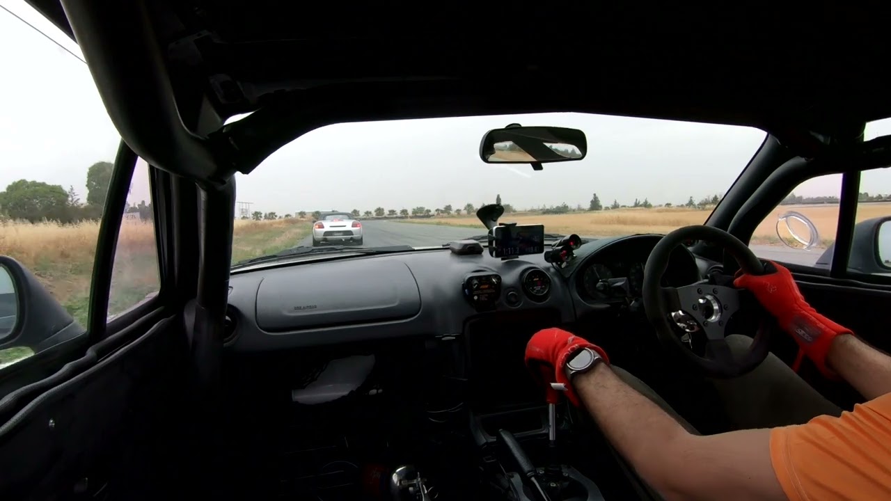 MX5 SC chasing LCP MRS