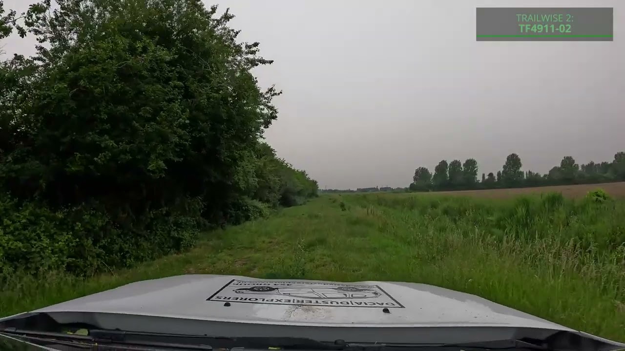 Green Lanes in a Dacia Duster - Light/Meer Dyke Lane(s), Walton Highway, Norfolk