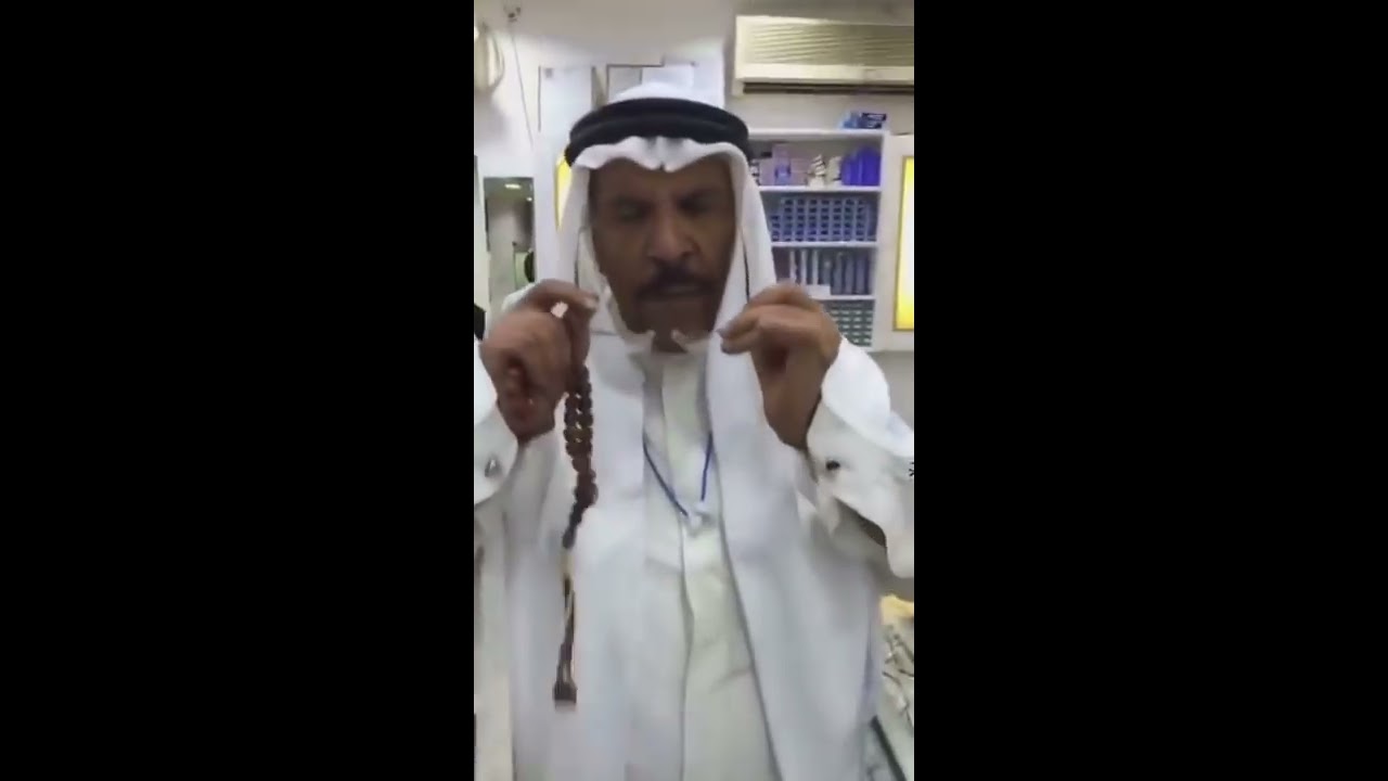 فهد العرادي سناب 69 مع خاله في محل نضارات
