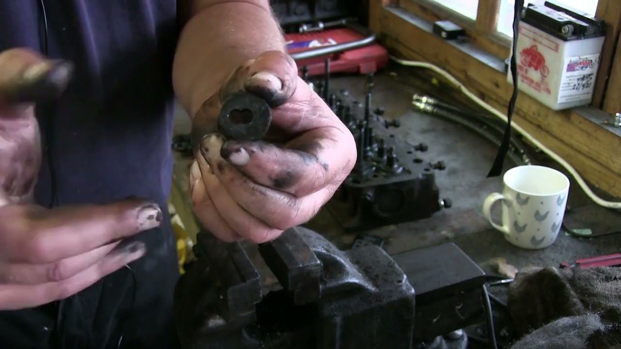 Triumph Herald 1200 engine rebuild P5
