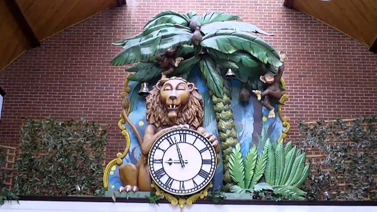 Tick tock Libby and the clock