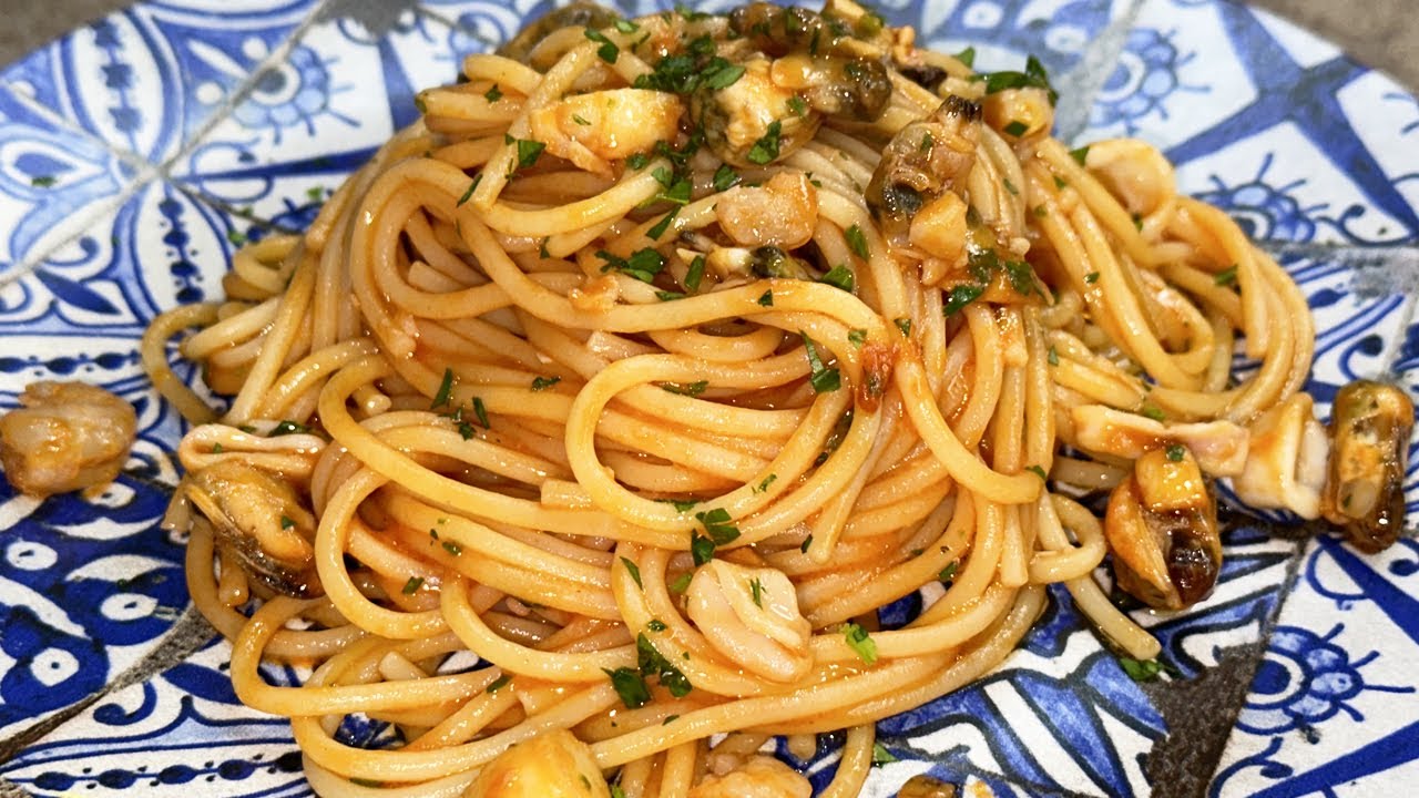 SPAGHETTI ALLO SCOGLIO CON 7 EURO PER 4-6 PERSONE CON PREPARATO SURGELATO