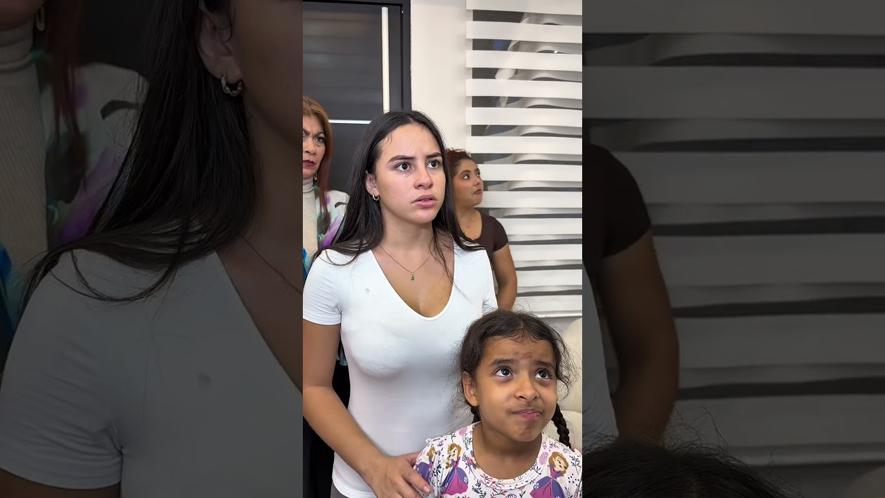 Niña humilde se llevó una gallina para alimentar a su familia sin imaginar lo que pasaría 😱
