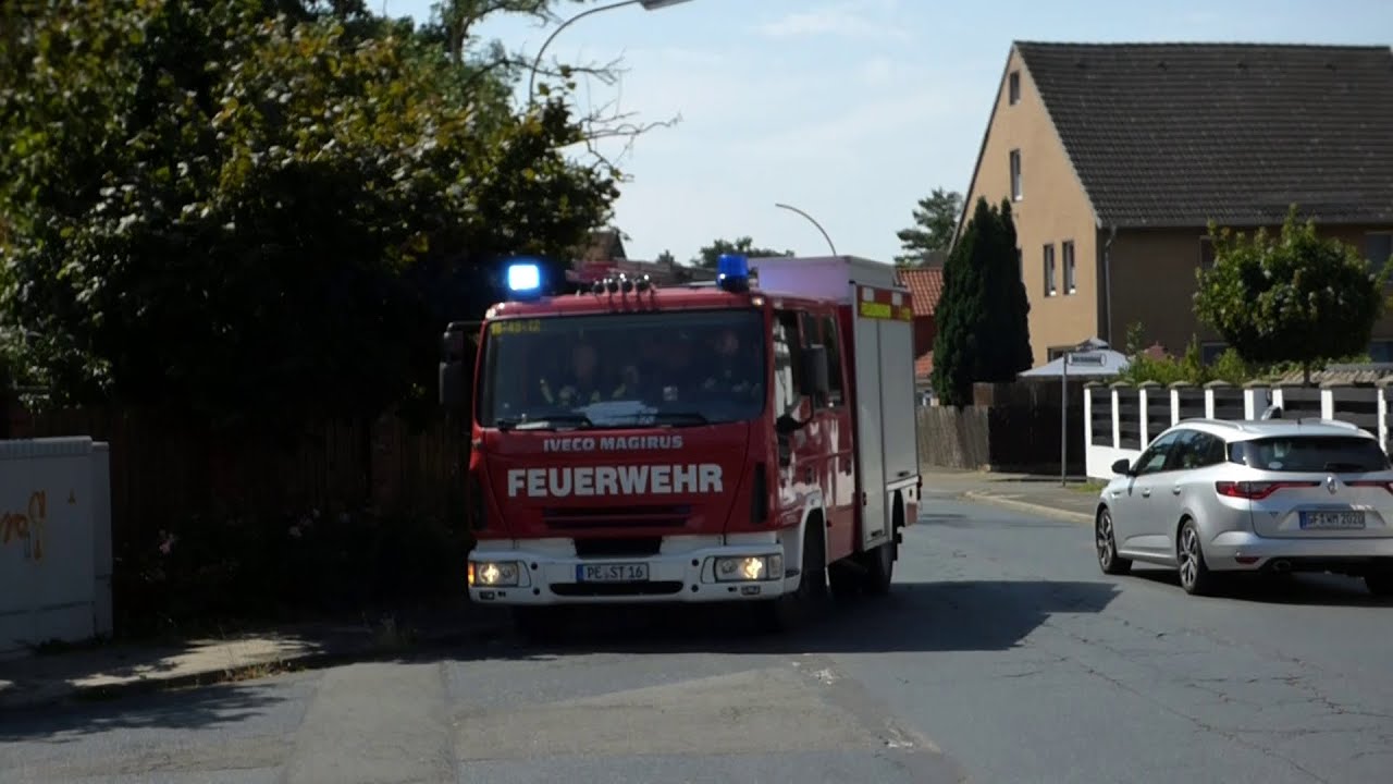 [Feuer 2] Löschgruppenfahrzeug Freiwillige Feuerwehr Stederdorf auf Alarmfahrt
