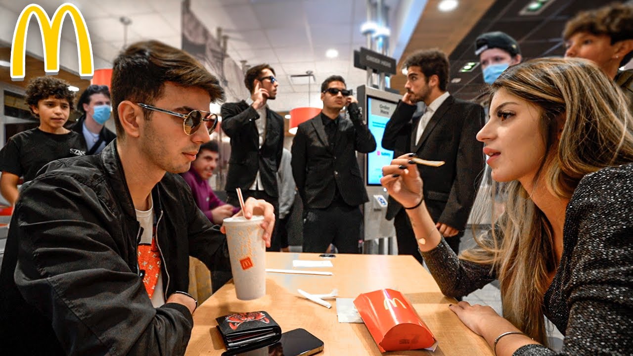 FOMOS COMO MILIONÁRIOS JANTAR NO MC DONALDS!