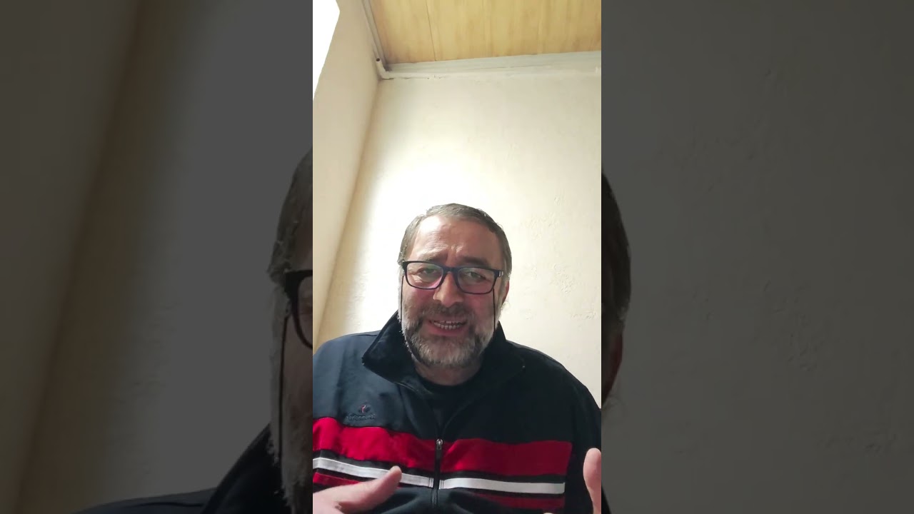 Небесный или земной, кто ты?