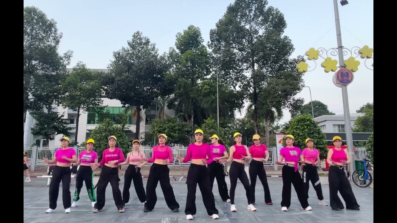 Khuê mộc lan nhạc siêu cuốn 
