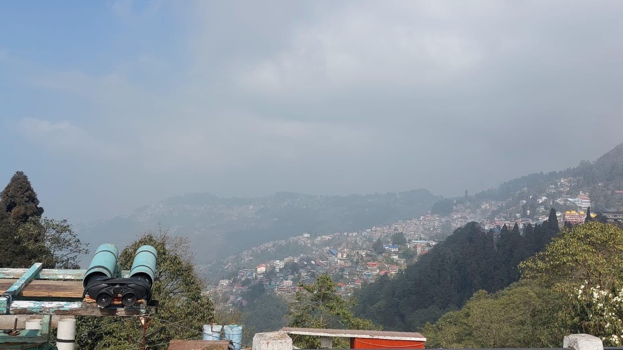 #DarjeelingVibes.বাতাসিয়া লুপে টয় ট্রেনের রোমাঞ্চ: দার্জিলিং ডায়েরি ২০২৬।