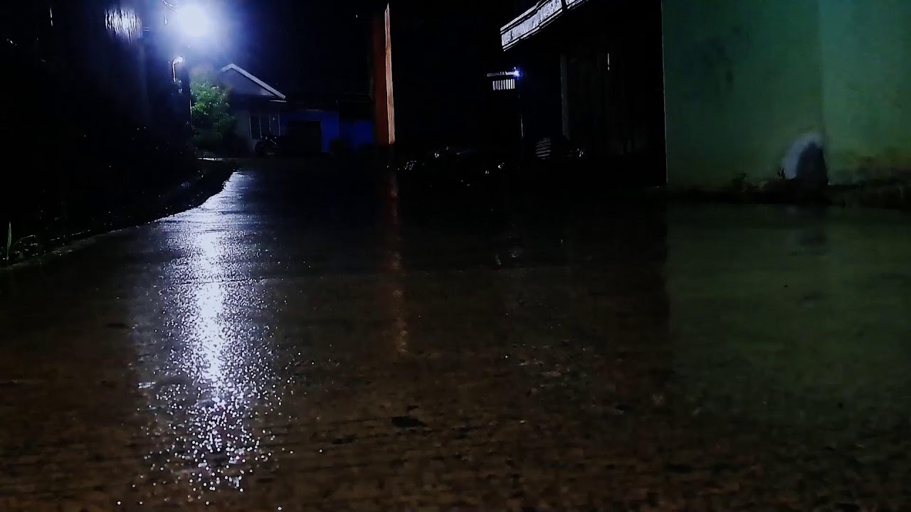 Heavy Rain on Roof for Sleep & Study