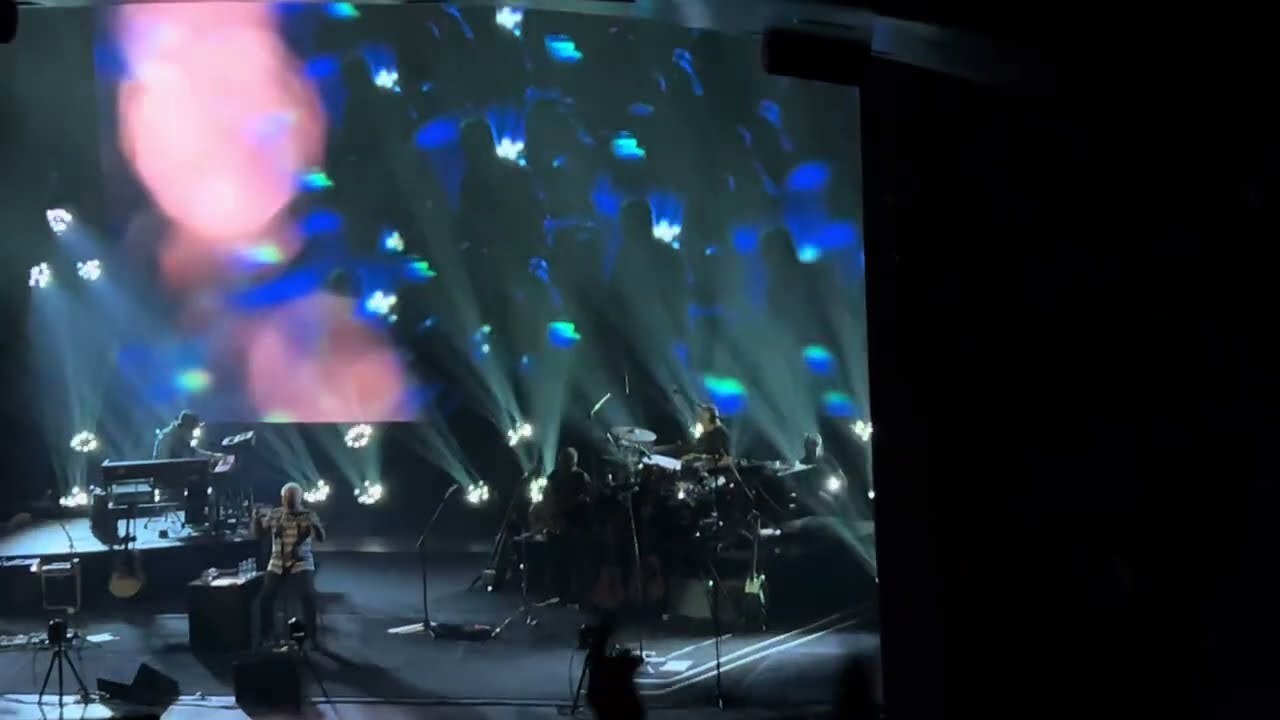 The Windmills of Your Mind - Tom Jones, Wynn, Las Vegas 9/29/24