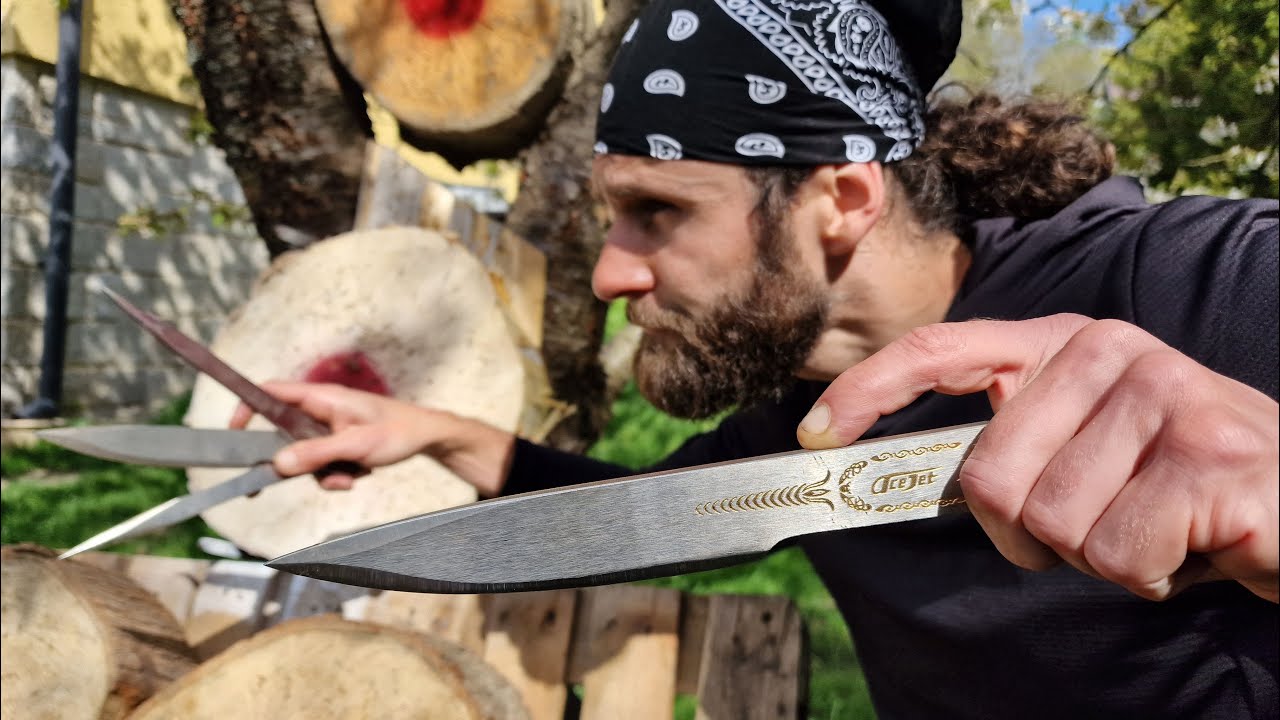 The Combat Knife Throwing