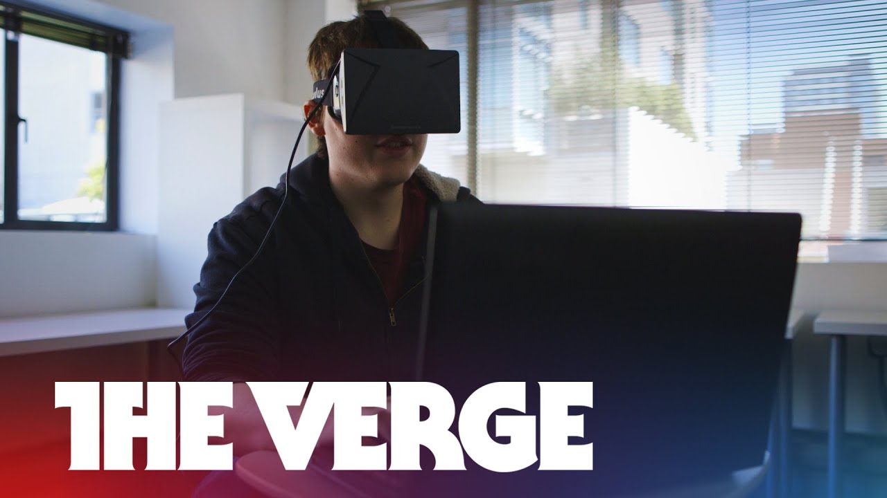 Oculus Rift helps man with 2D vision see 3D
