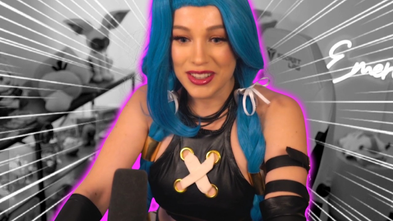 Emerome Showing Off Her Jinx Cosplay...